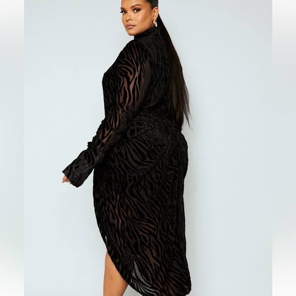 COPY - Plus black zebra devore high neck draped midi dress - Picture 4 of 8